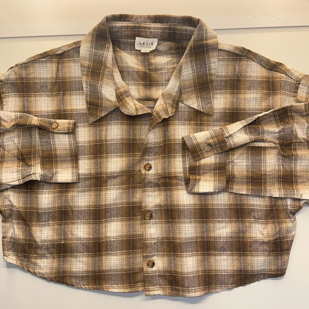 oversized cropped flannel